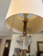 Load image into Gallery viewer, Oil Lamp