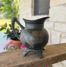 Load image into Gallery viewer, WM Rogers Silver-Plated Creamer