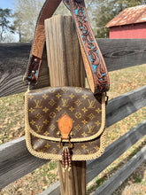 Load image into Gallery viewer, Vintage Louis Vuitton Purse